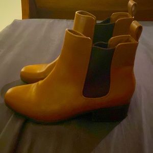 Women's Ellie Chelsea Boots - A New Day Brown Size 9